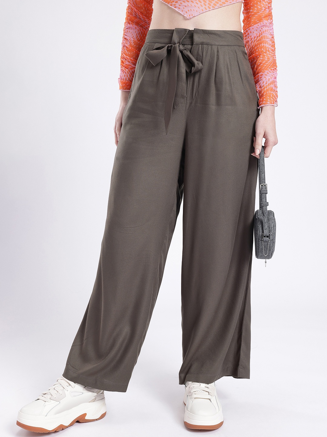 

glitchez Women City Edge Relaxed Straight Fit Pleated Parallel Trousers, Grey