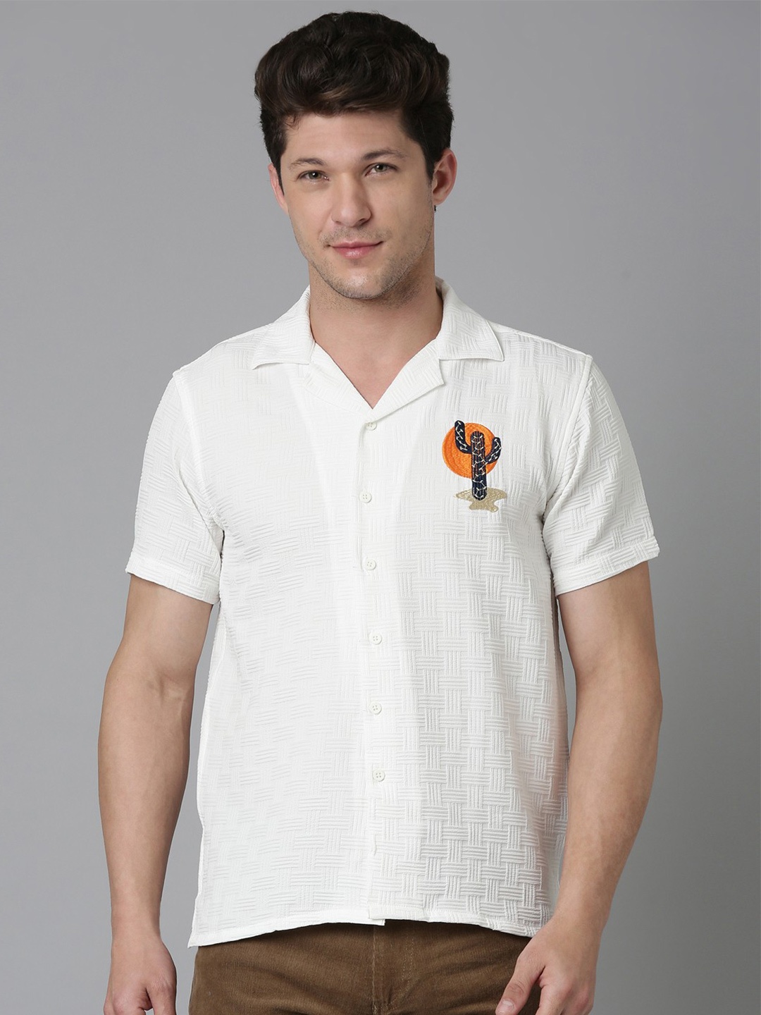 

NEVER NEUD Men Relaxed Cactus Embroidered Texture Casual Shirt, White