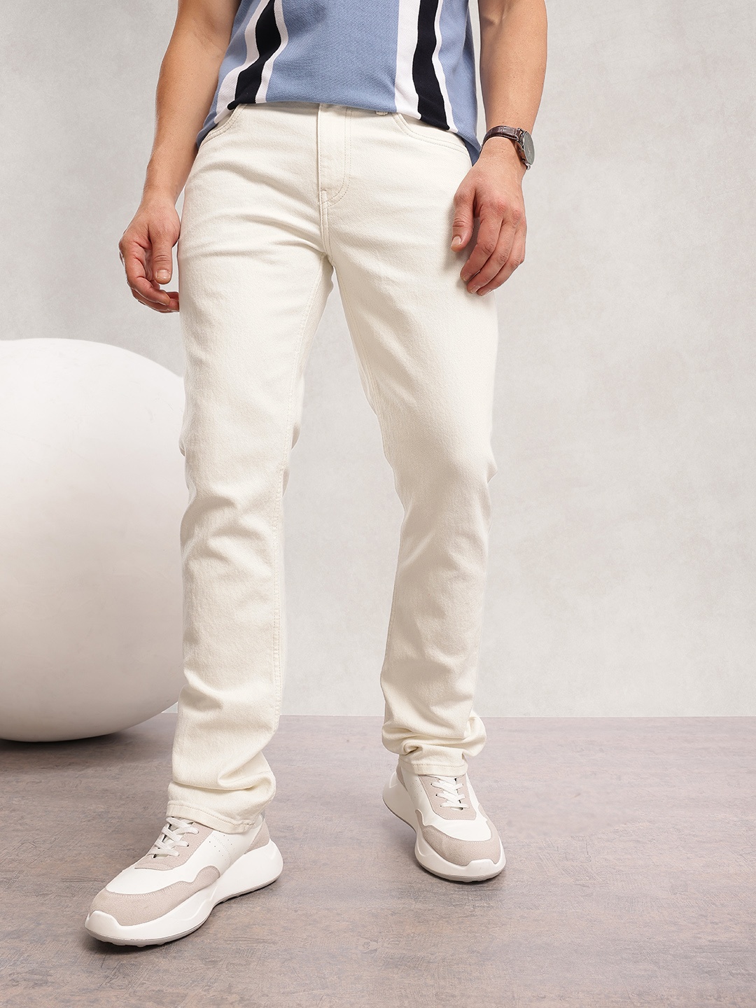 

Nautica Men Straight Fit Stretchable Jeans, White