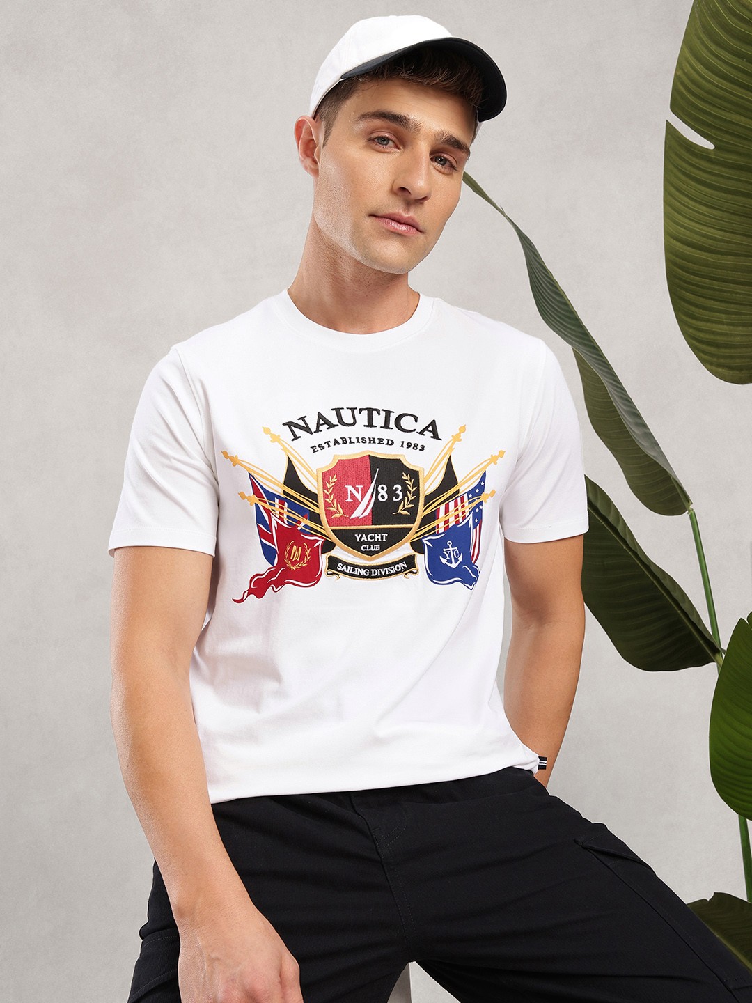 

Nautica Brand Logo Embroidered T-shirt, White