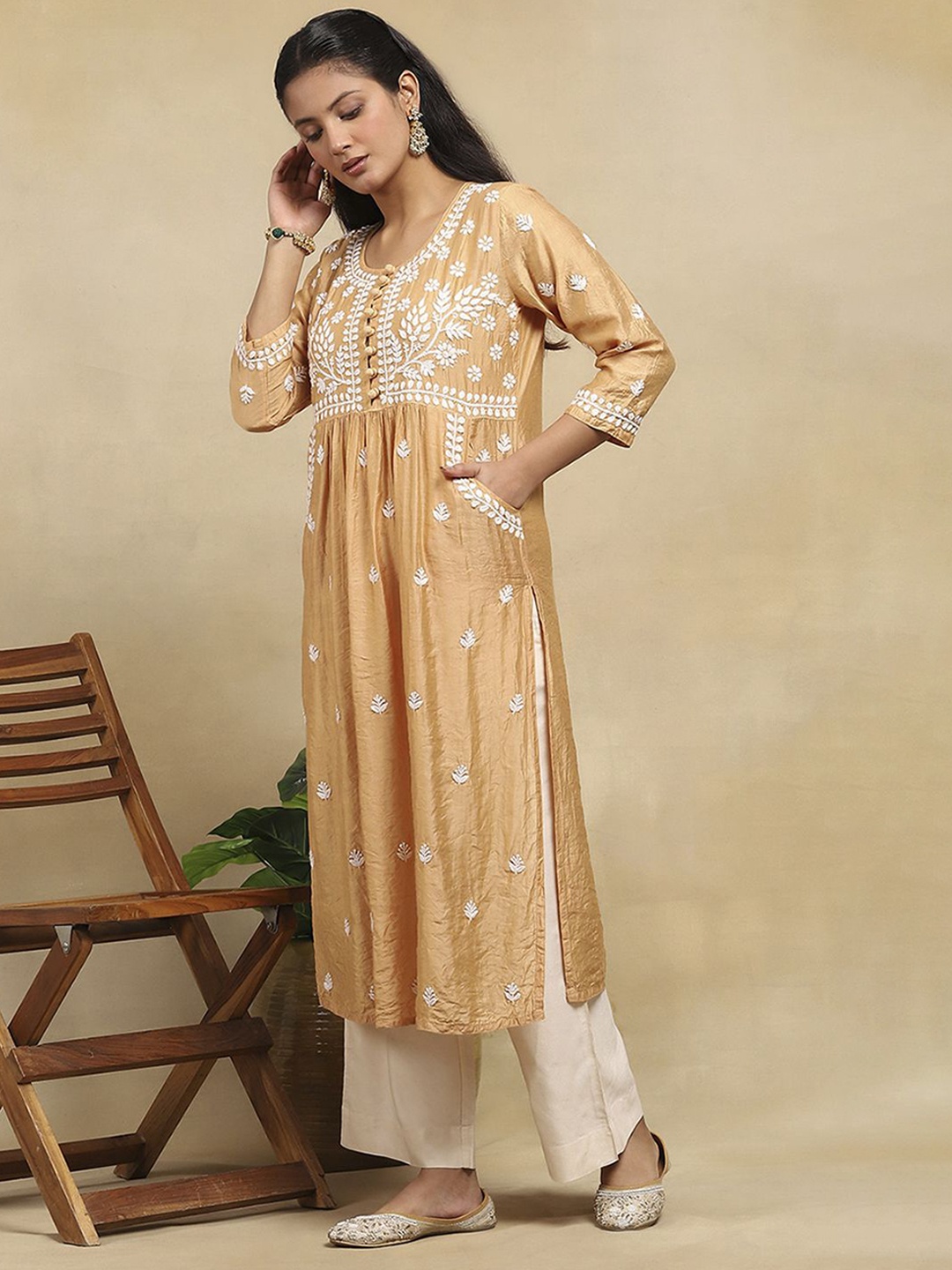 

House of Chikankari Women Chikankari Kurta, Beige