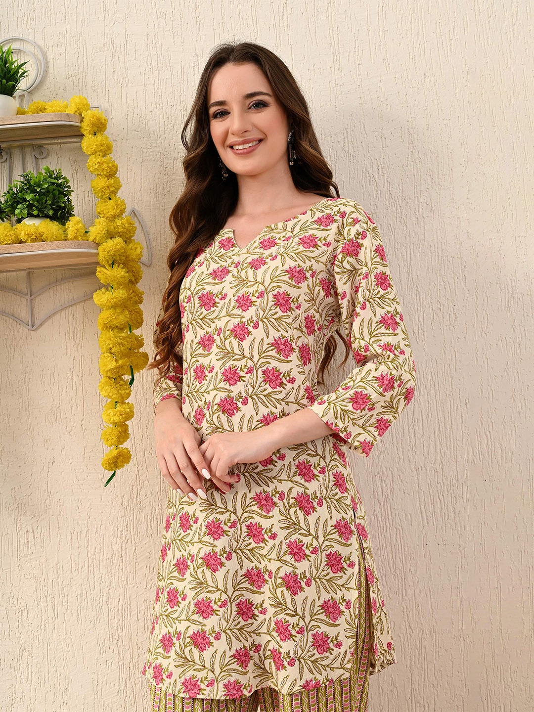 

KEOSA Floral Printed Tunic & Trousers Co-Ords, Cream