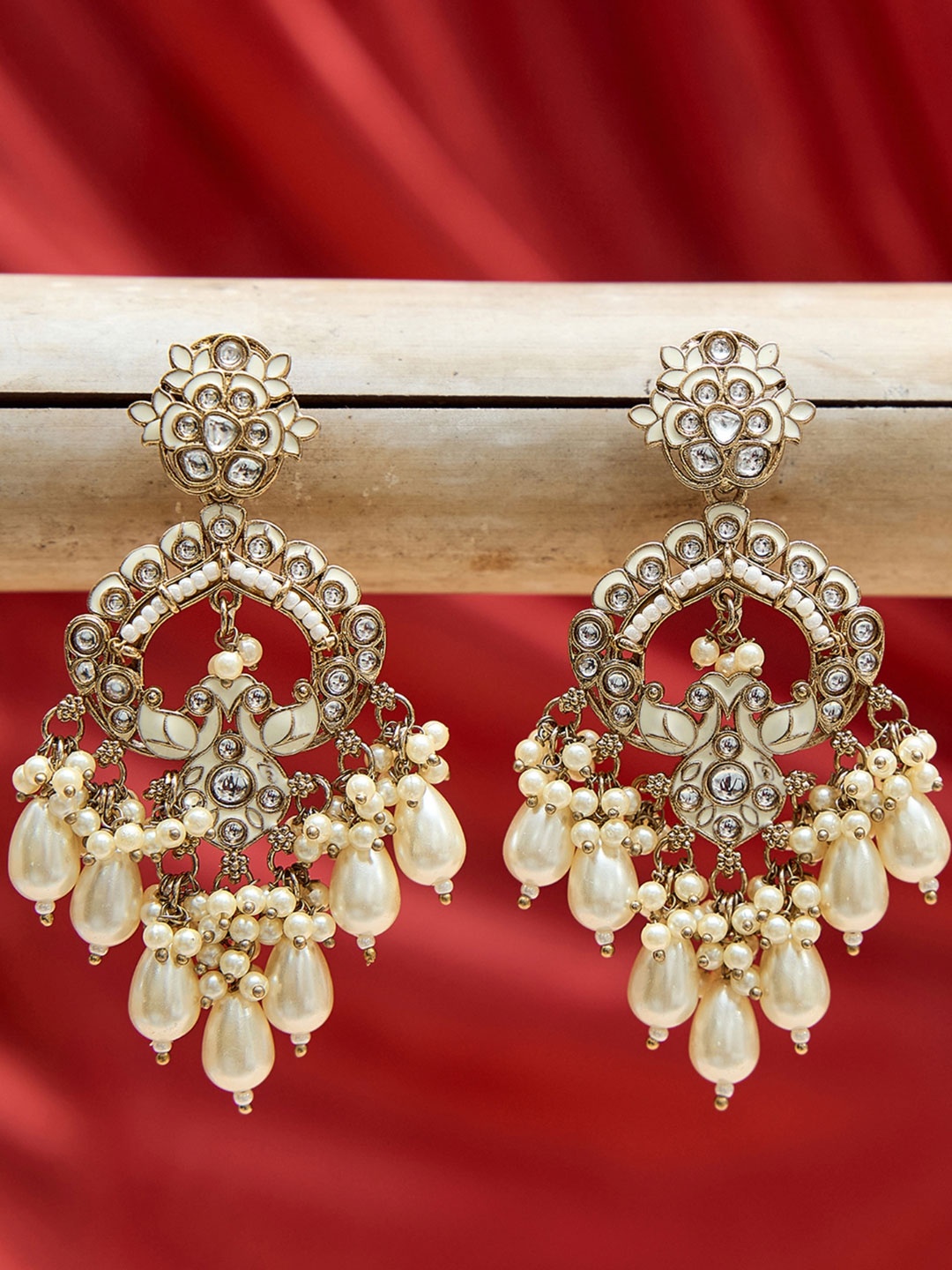 

Fida Crescent Shaped Chandbalis Earrings, Gold