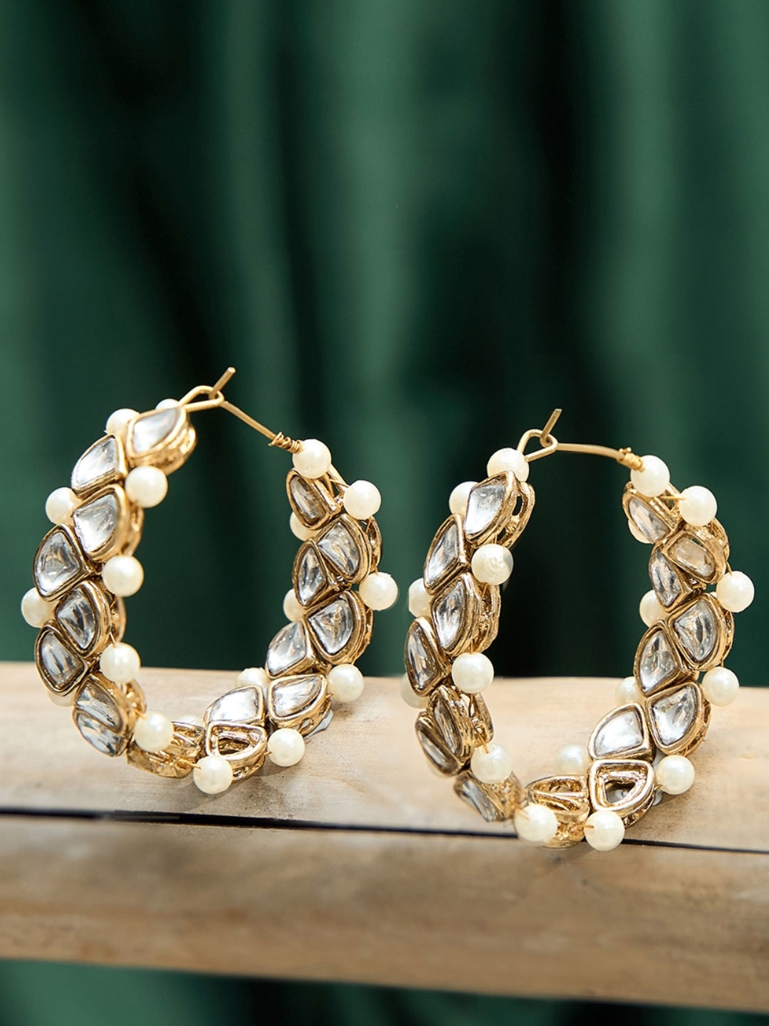 

Fida Circular Hoop Earrings, Gold