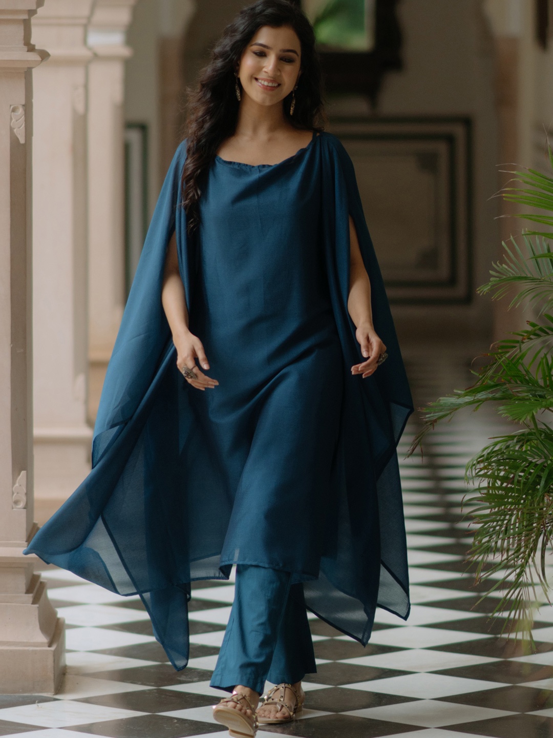 

anayna Women Regular Kurta with Trousers, Teal
