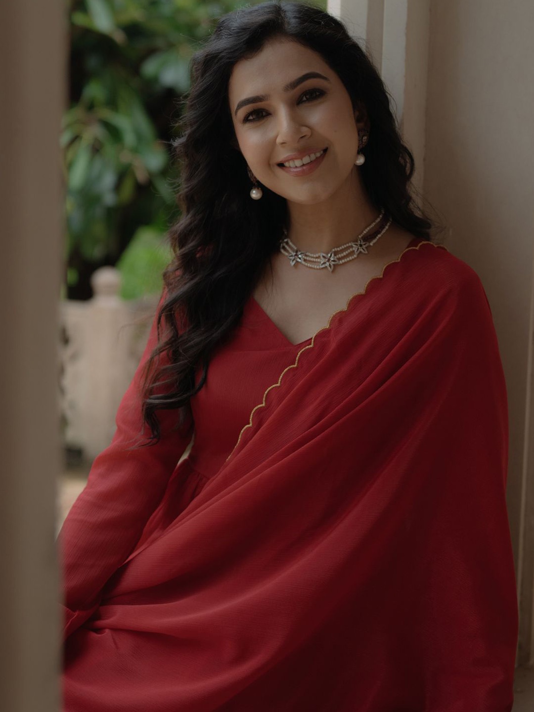 

anayna Women Panelled Kurta with Trousers & With Dupatta, Red