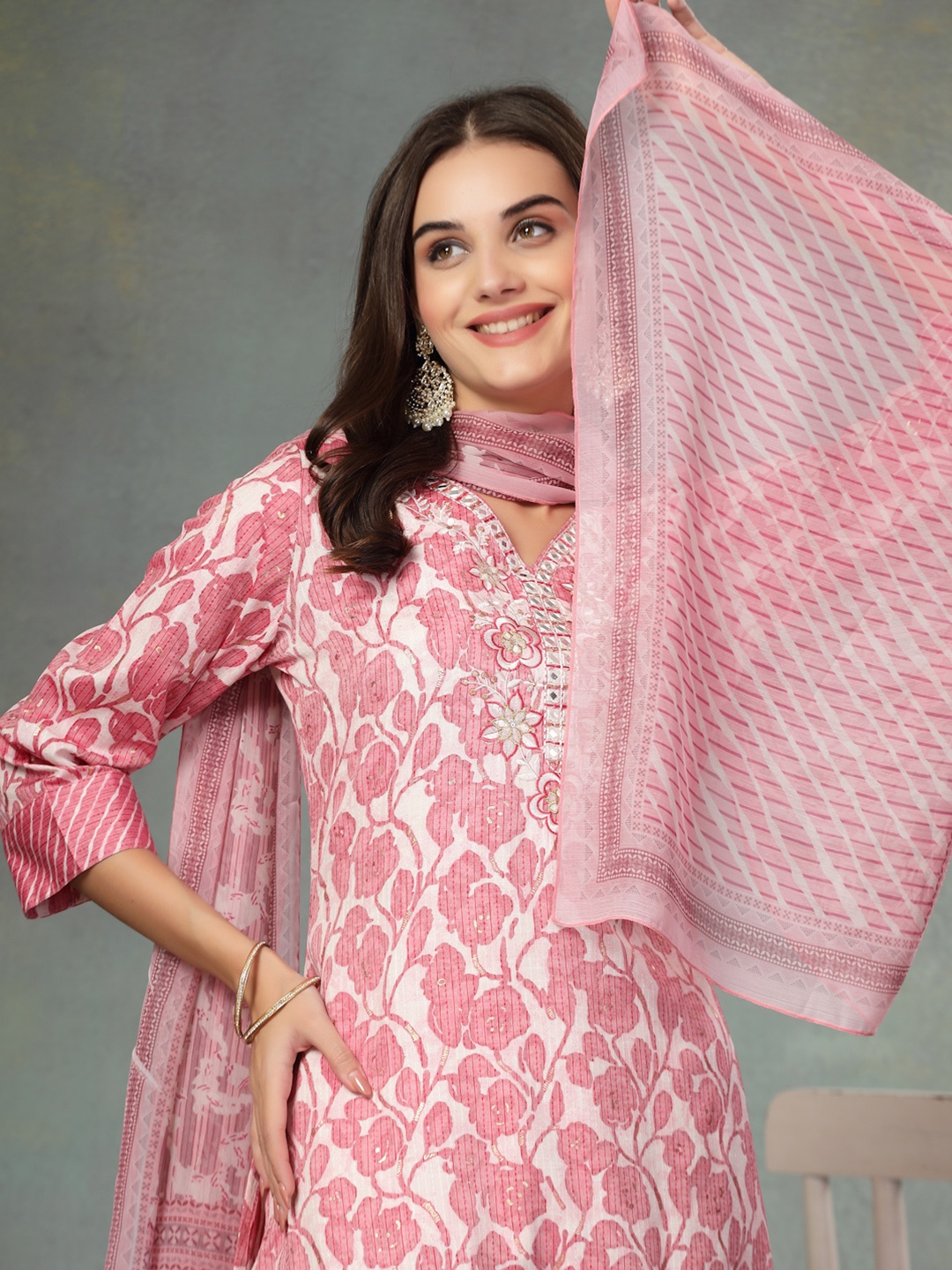 

Nayam By Lakshita Women Floral Embroidered Regular Thread Work Kurta with Palazzos & With Dupatta, Pink
