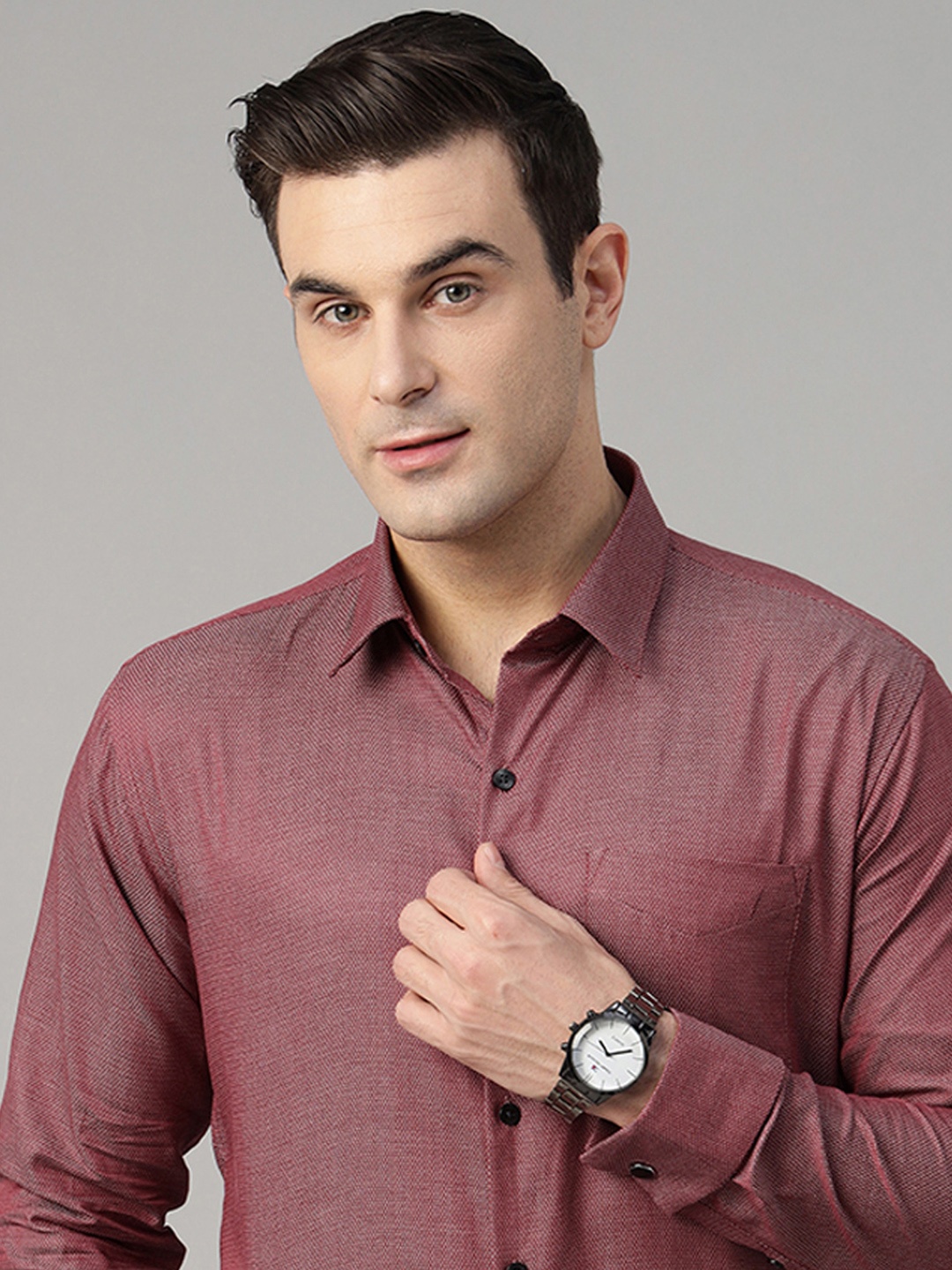 

Hancock Men Standard Slim Fit Self Design Opaque French Cuff Formal Shirt, Maroon