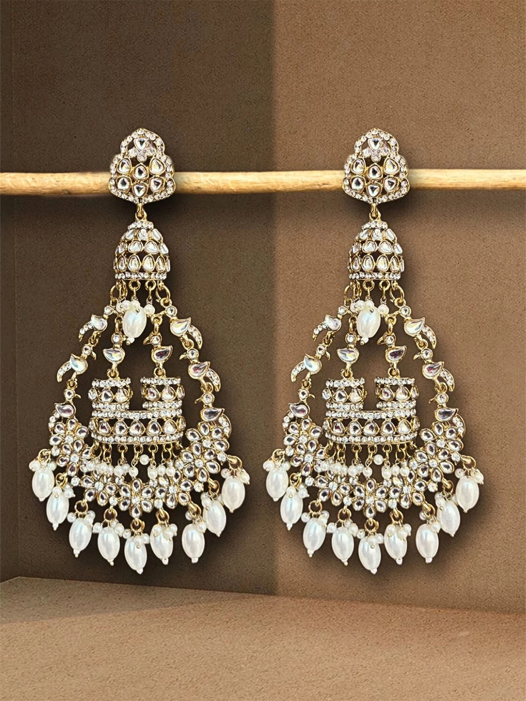 

UnfoldSelf Kundan Earrings, White