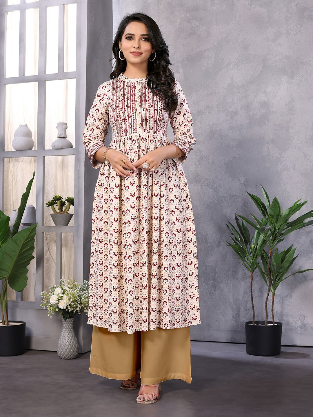

Rangita Women Embroidered Sequinned Anarkali Kurta, Off white
