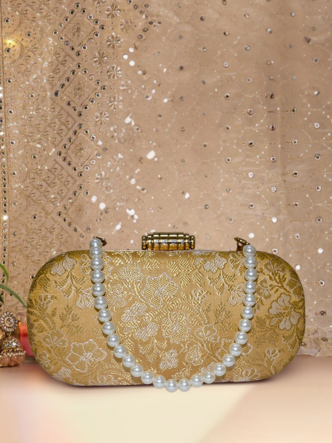 

ARTFLYCK Embellished Box Clutch, Gold