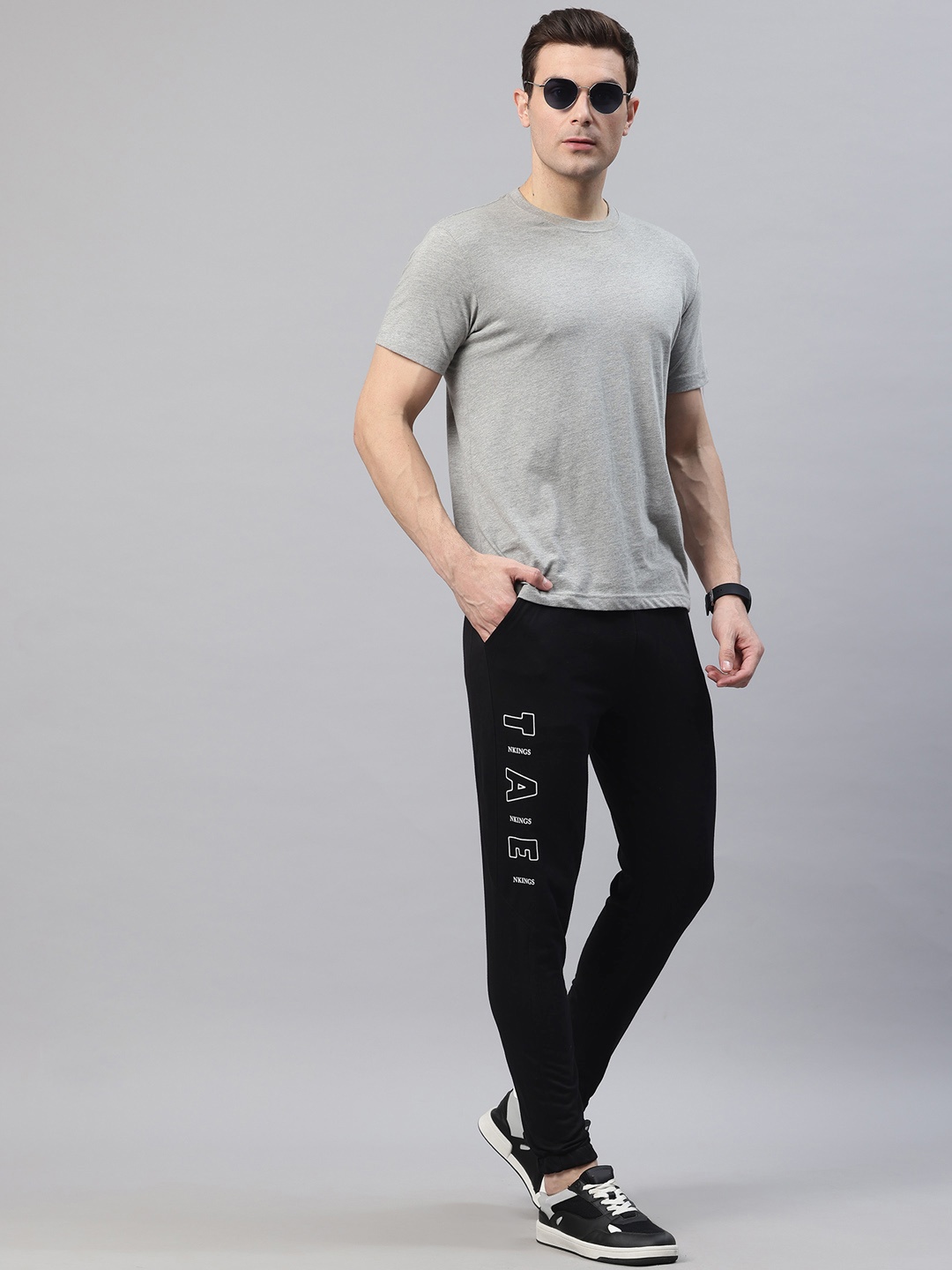 

POSHAX Men Typography Print Regular Fit Joggers, Black