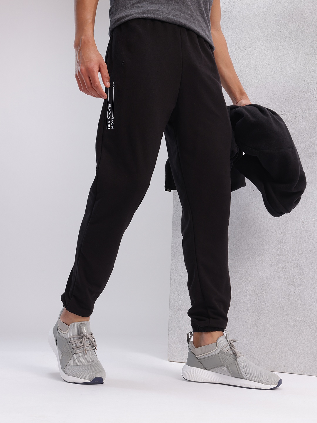 

HRX by Hrithik Roshan Men Printed Lifestyle Joggers, Black