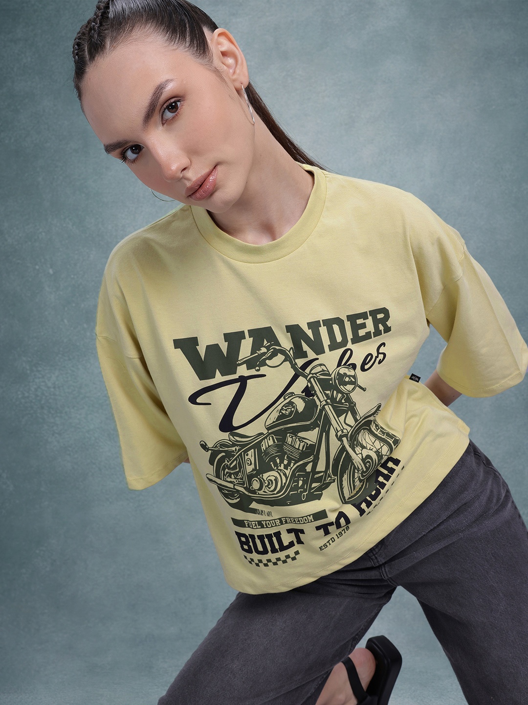 

Roadster Women Typography Printed Drop-Shoulder Sleeves Boxy T-shirt, Green