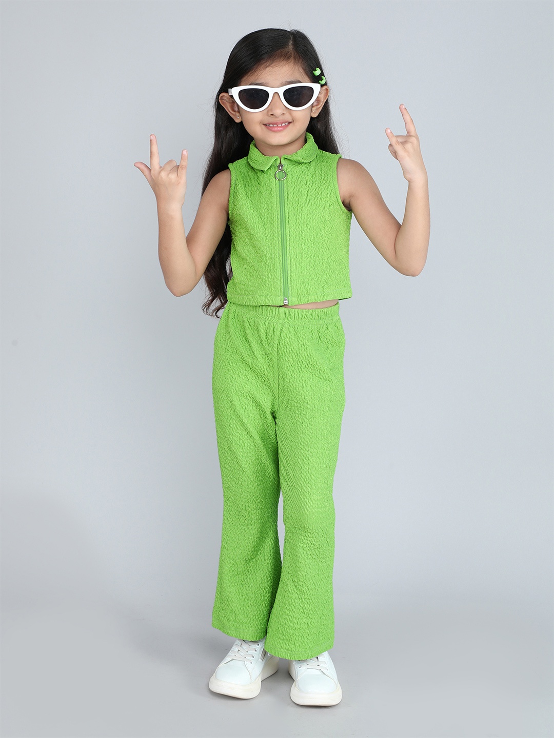 

taffykids Girls Top with Trousers, Green