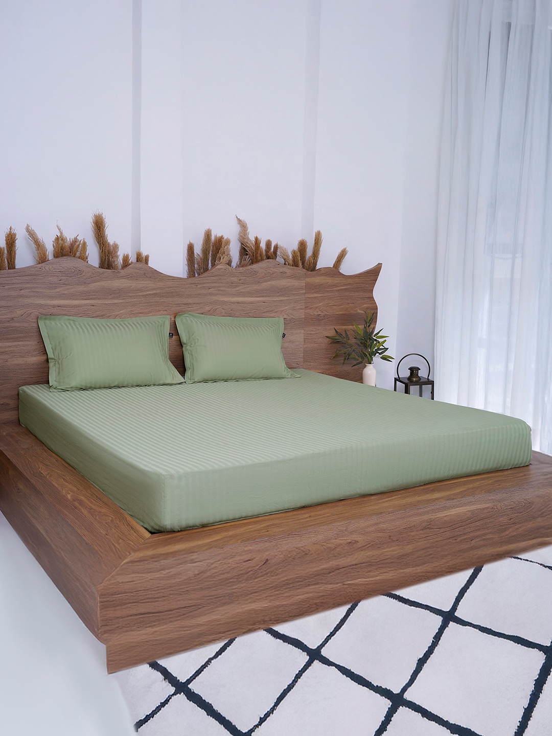 

BELIHODE Green Striped 300 TC Pure Cotton King Bedsheet Set