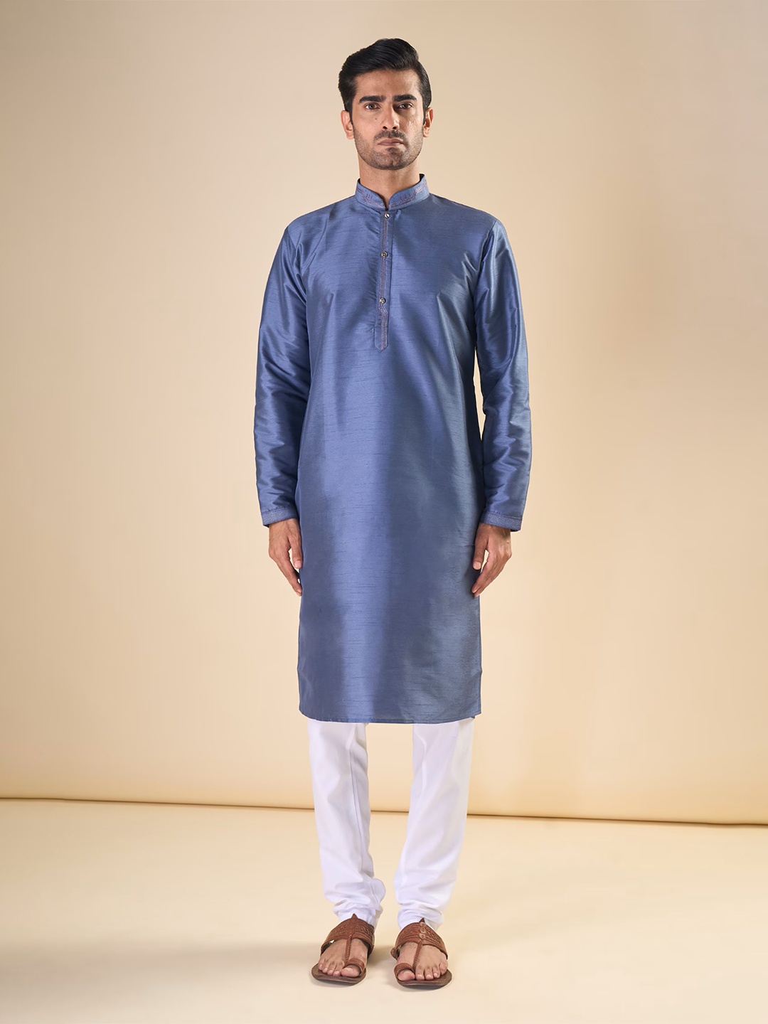 

OUTLUK Men Regular Pure Silk Kurta with Pyjamas, Blue