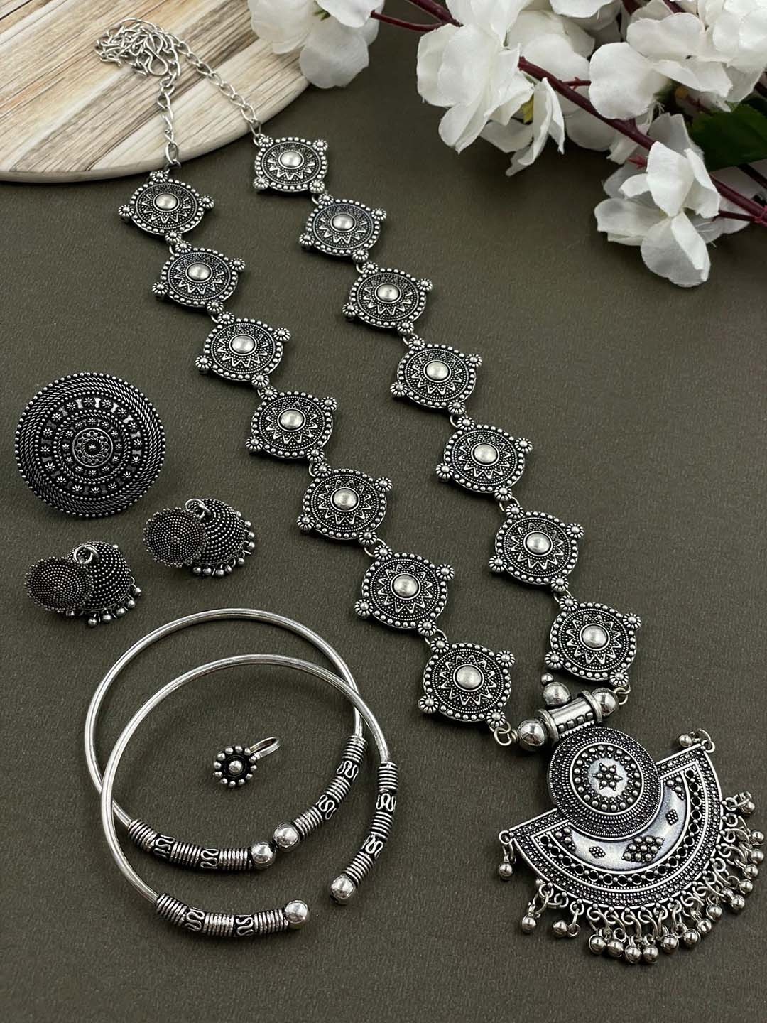 

NAMAN ARTS Silver Plated Oxidised Jewellery Set