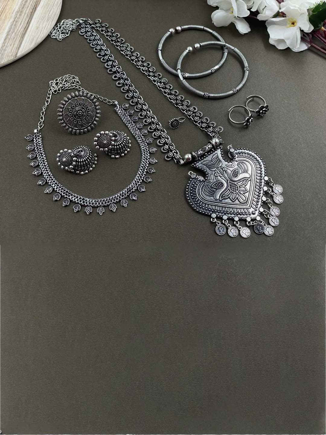 

NAMAN ARTS Silver Plated Oxidised Jewellery Set