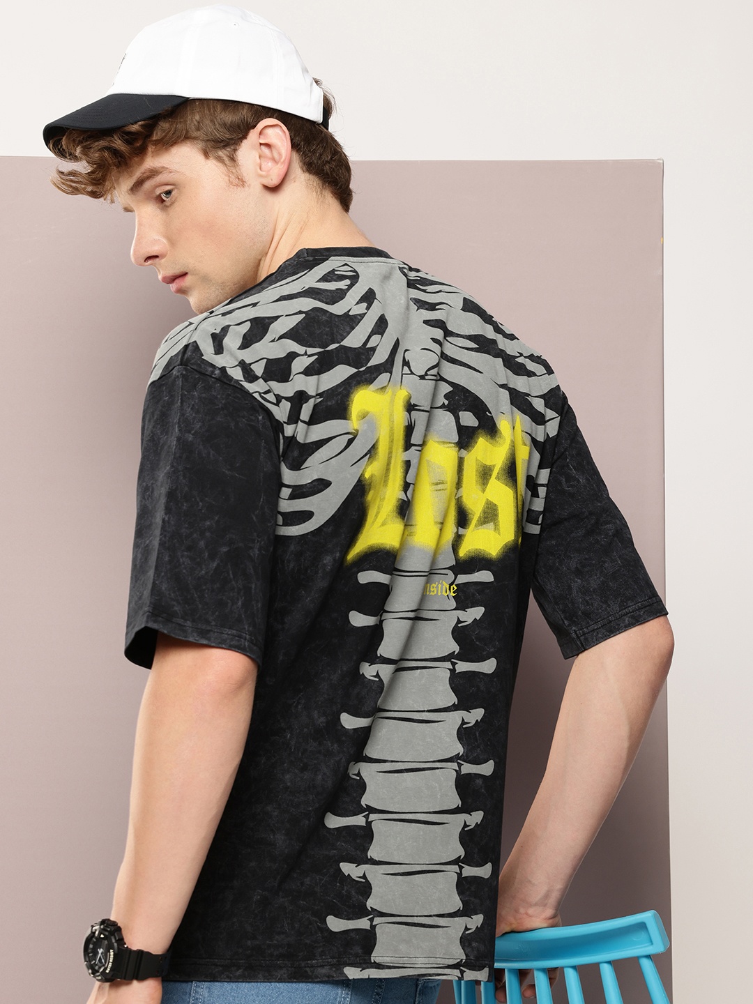 

Kook N Keech Graphic Printed Drop-Shoulder Sleeves Oversized T-shirt, Black
