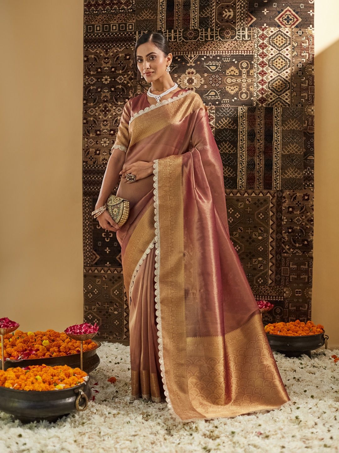 

kasee Woven Design Zari Saree, Gold
