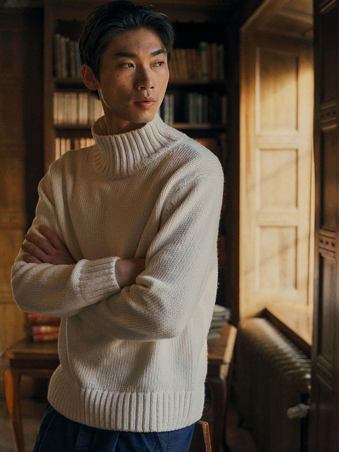 

H&M Men Regular-Fit Turtleneck Jumper, White