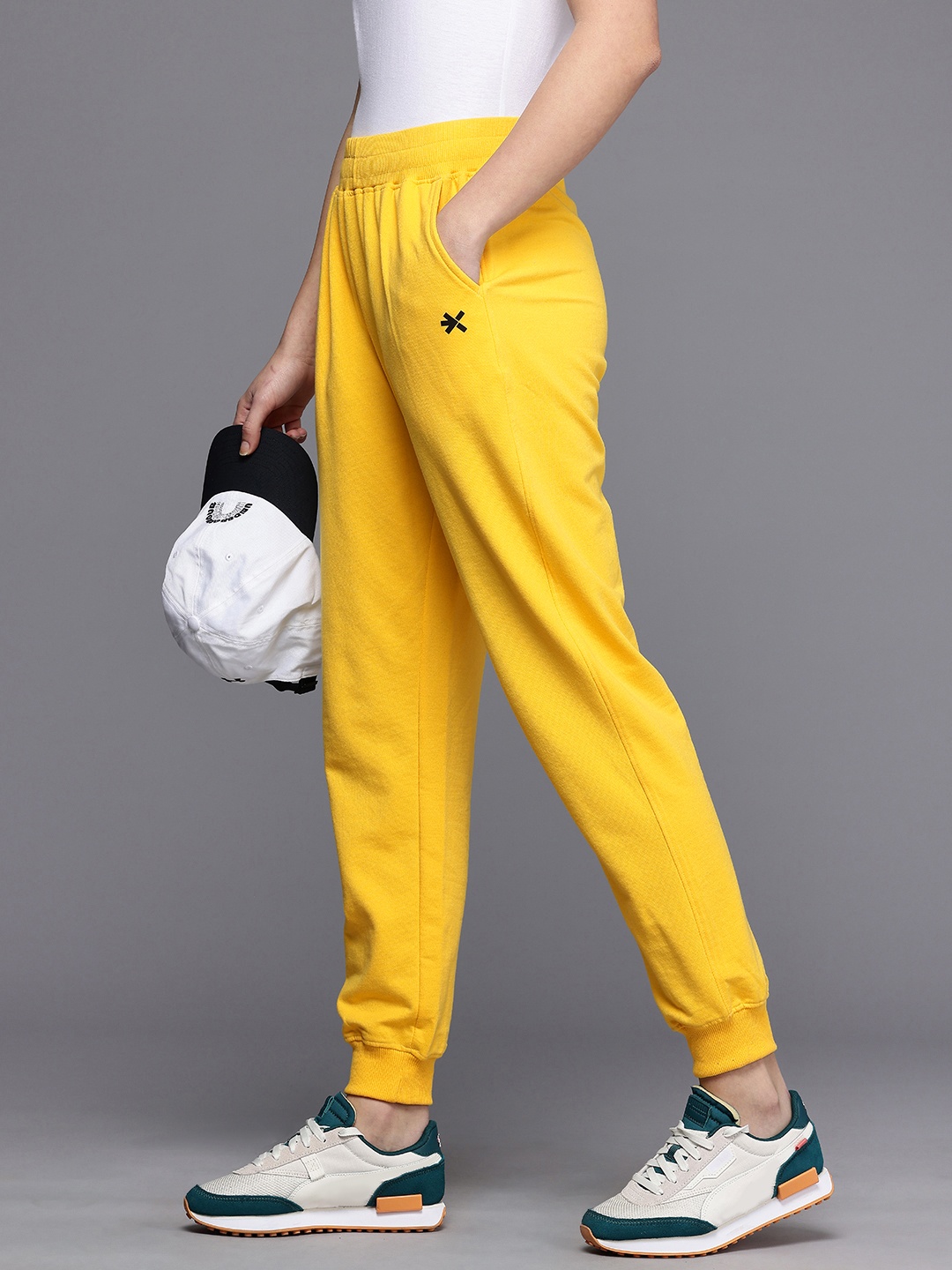 

HRX by Hrithik Roshan Women Lifestyle Joggers, Yellow