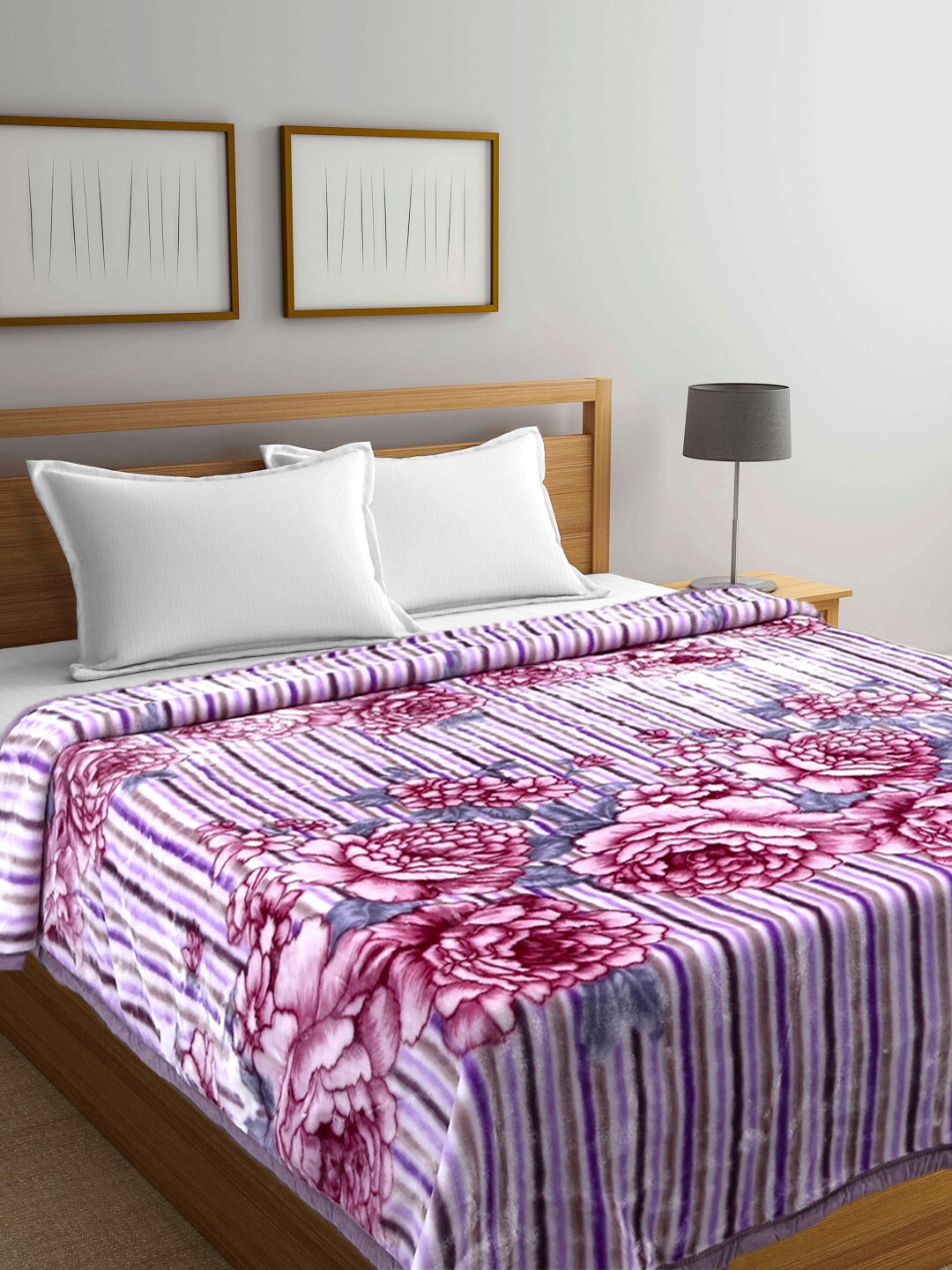 

Signature Purple & White Floral Heavy Winter 450 GSM Double Bed Blanket
