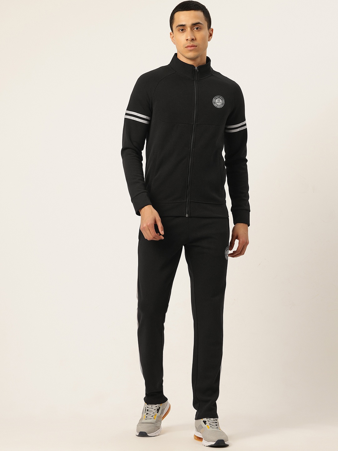 

rock.it Solid Tracksuit with Striped Details, Black