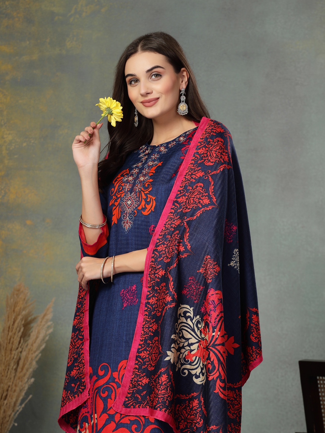 

Nayam By Lakshita Women Ethnic Motifs Embroidered Regular Thread Work Kurta with Palazzos & With Dupatta, Navy blue