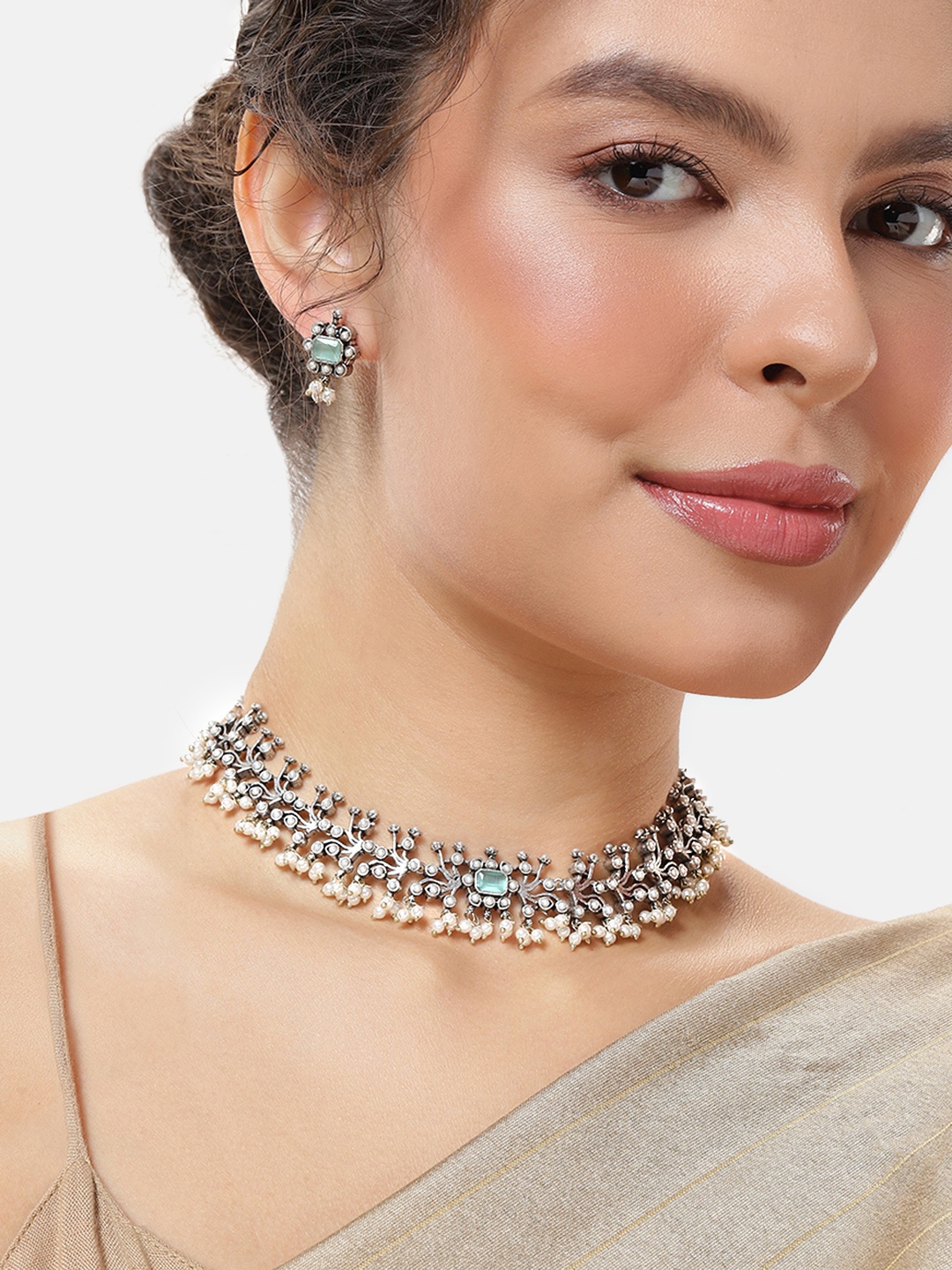 

VIVAZS Silver Plated Kundan Stone-Studded & Beaded Oxidised Jewellery Set