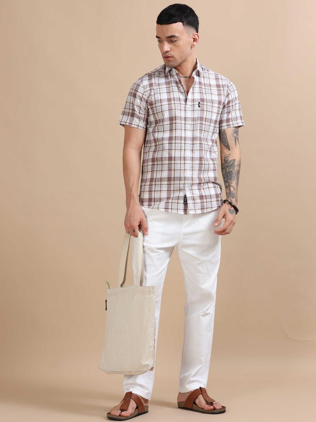 

HOUSE OF MAHNOTS Men Classic Opaque Checked Casual Shirt, Brown