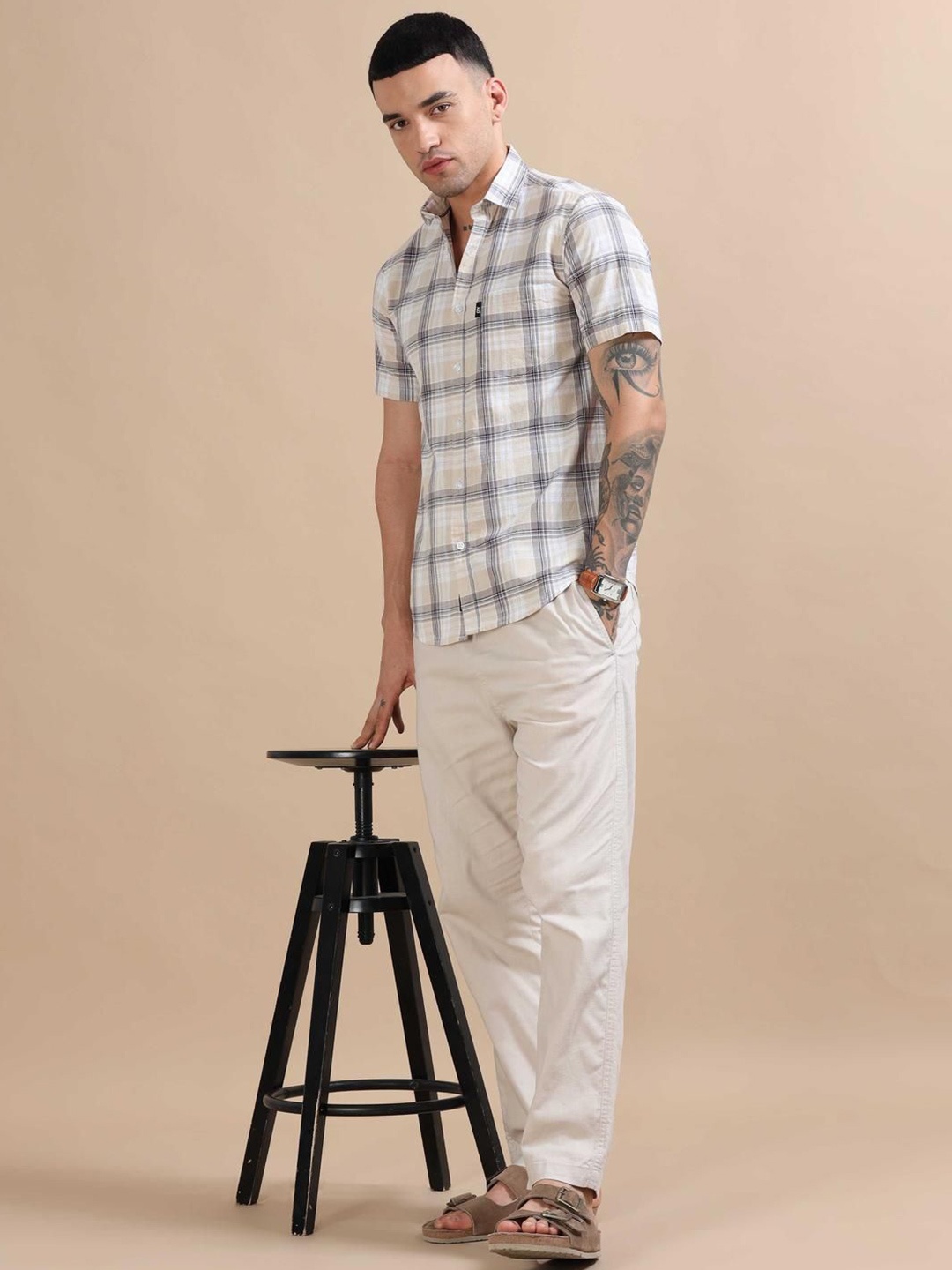 

HOUSE OF MAHNOTS Men Classic Opaque Checked Casual Shirt, Beige