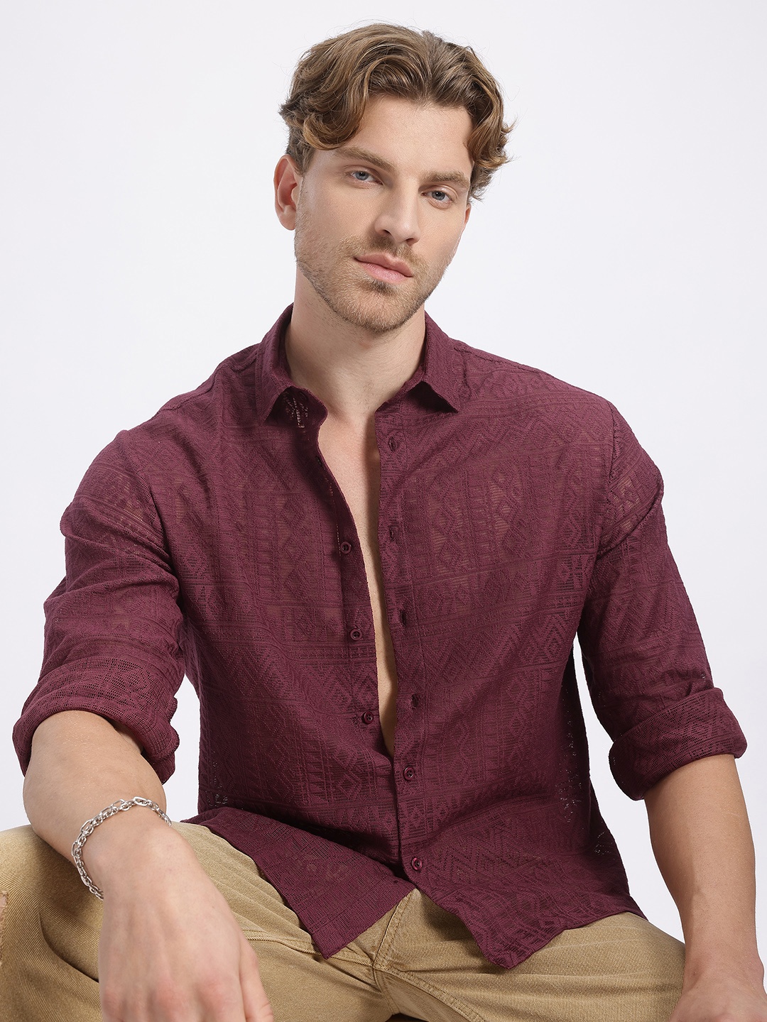 

glitchez Pattern Play Self-Design Regular Shirt, Burgundy