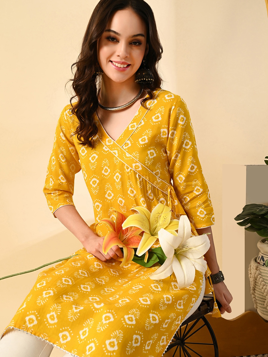 

GLOWWORLD Printed Straight Kurtas, Yellow