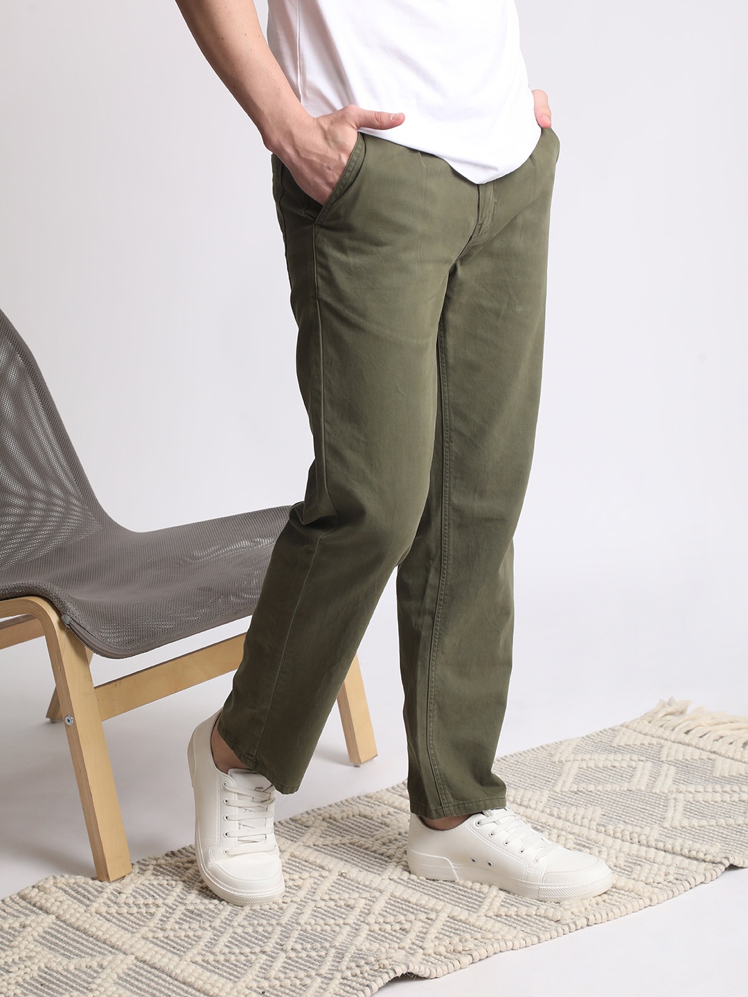 

IVOC Men Relaxed Loose Fit Chinos Trousers, Olive