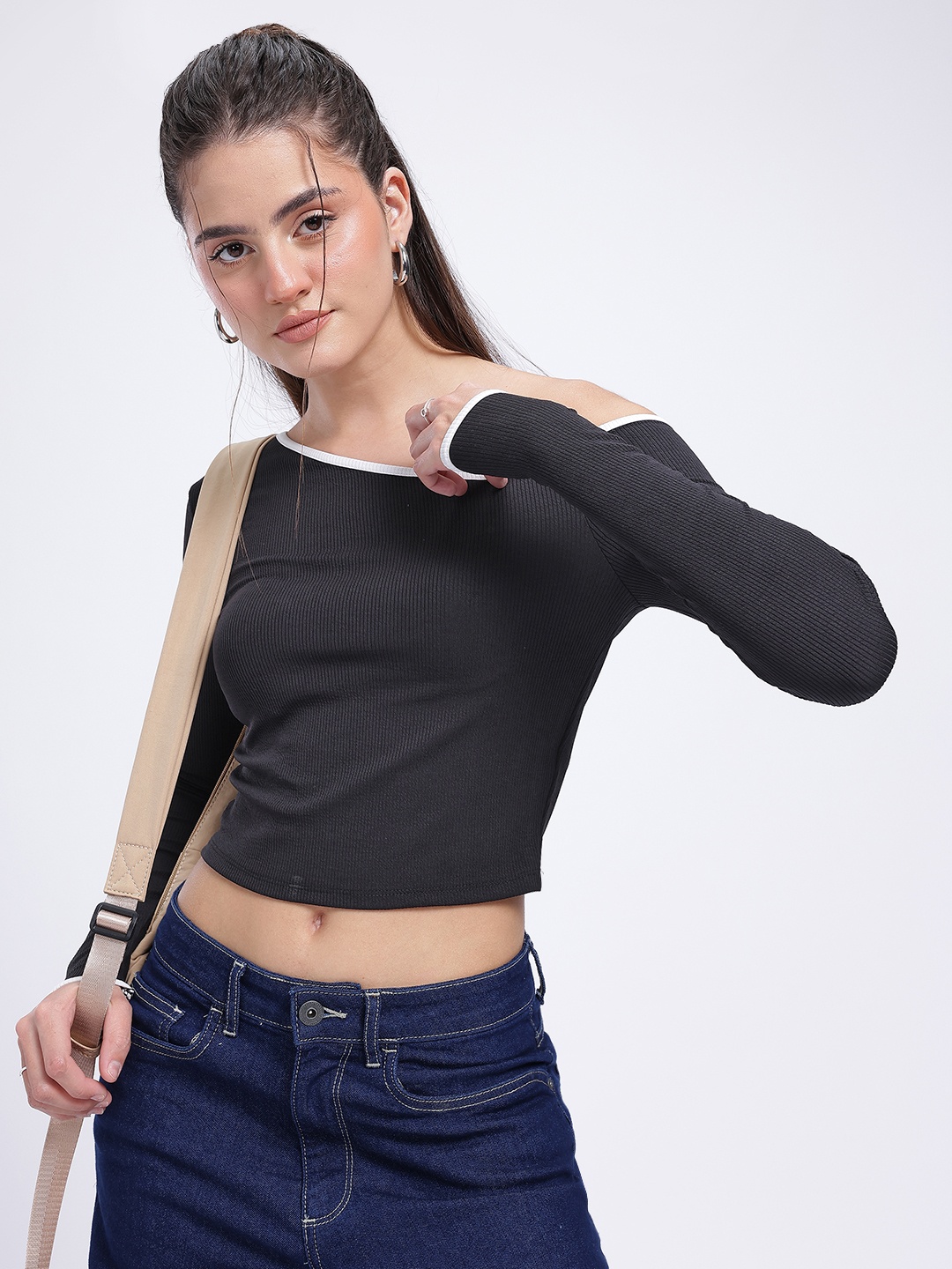 

glitchez Solo Slay Contrast Neck Ribbed One Shoulder Crop Top, Black