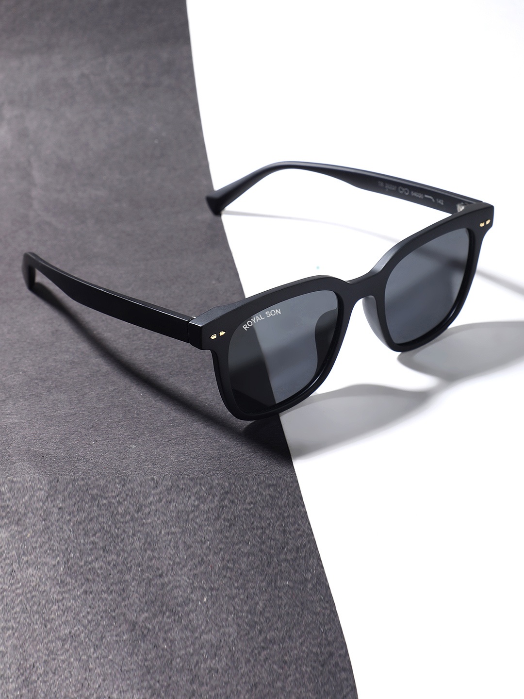 

ROYAL SON Unisex Oval Sunglasses with Polarised Lens, Black