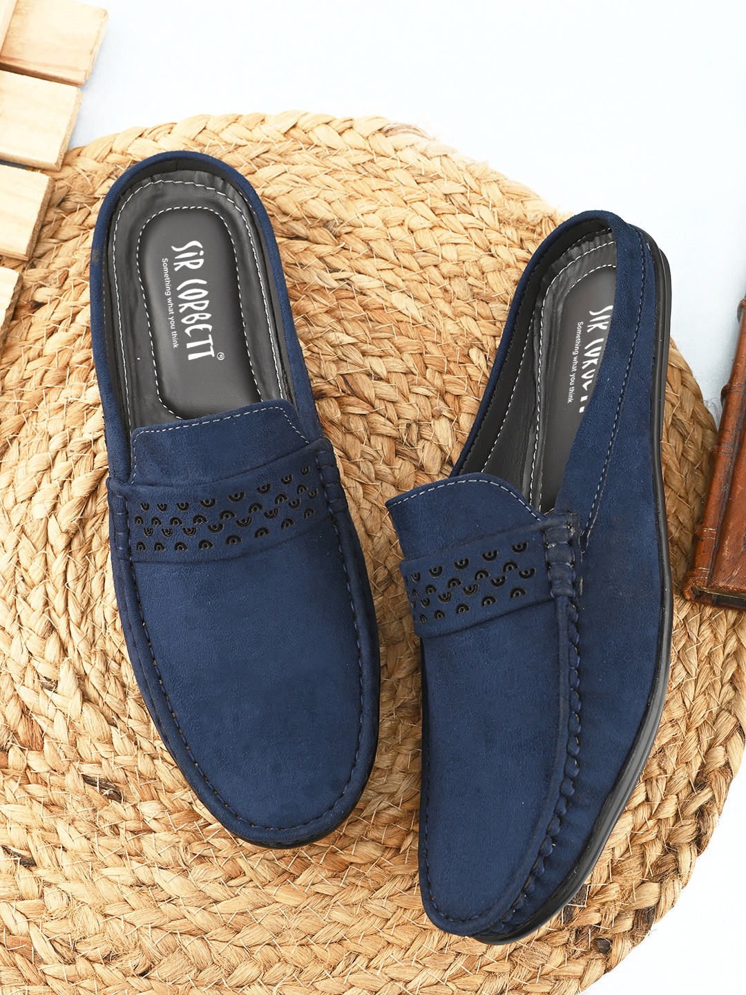 

Sir Corbett Men Suede Loafers, Blue
