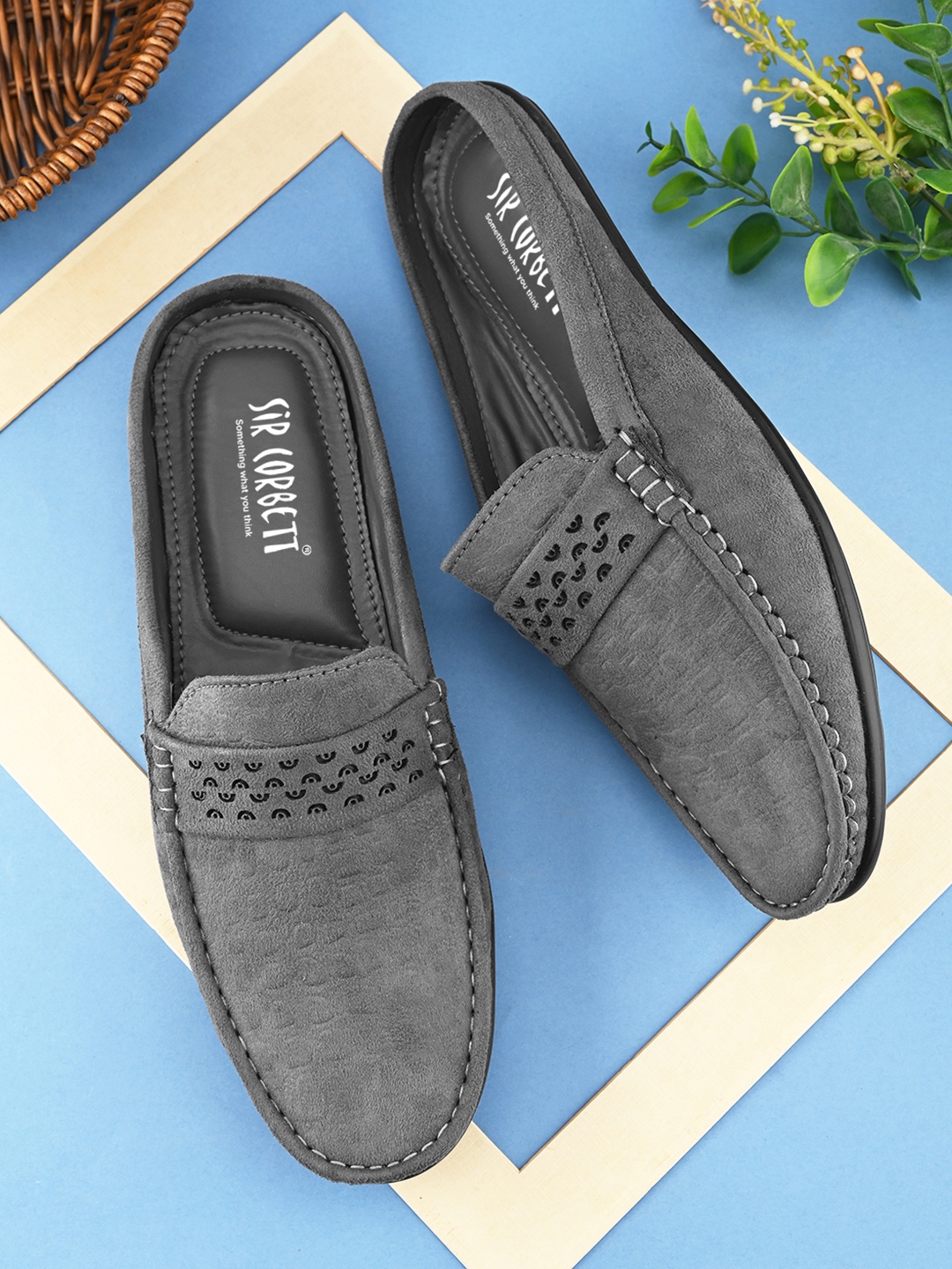 

Sir Corbett Men Suede Loafers, Grey