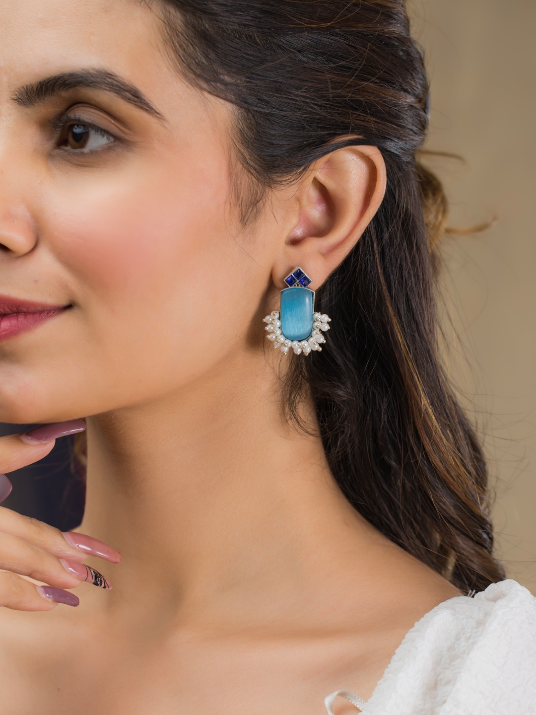 

TOS Classic Studs Earrings, Silver
