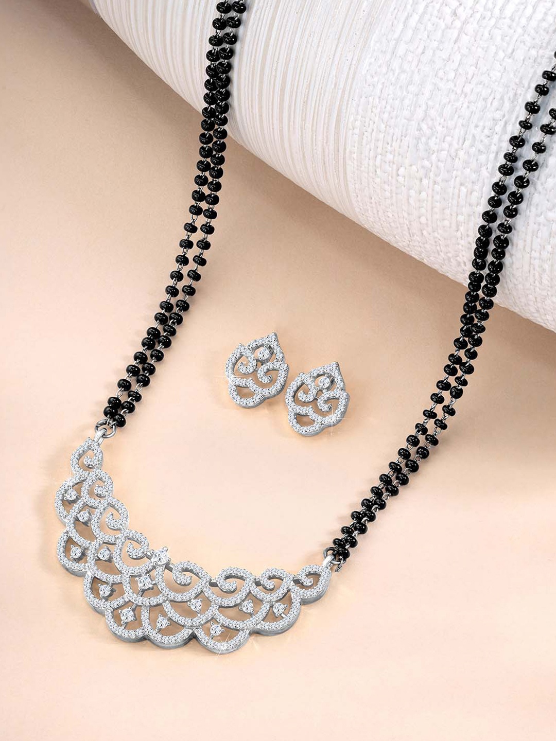 

Peora Silver-Plated Artificial Stones Mangalsutra