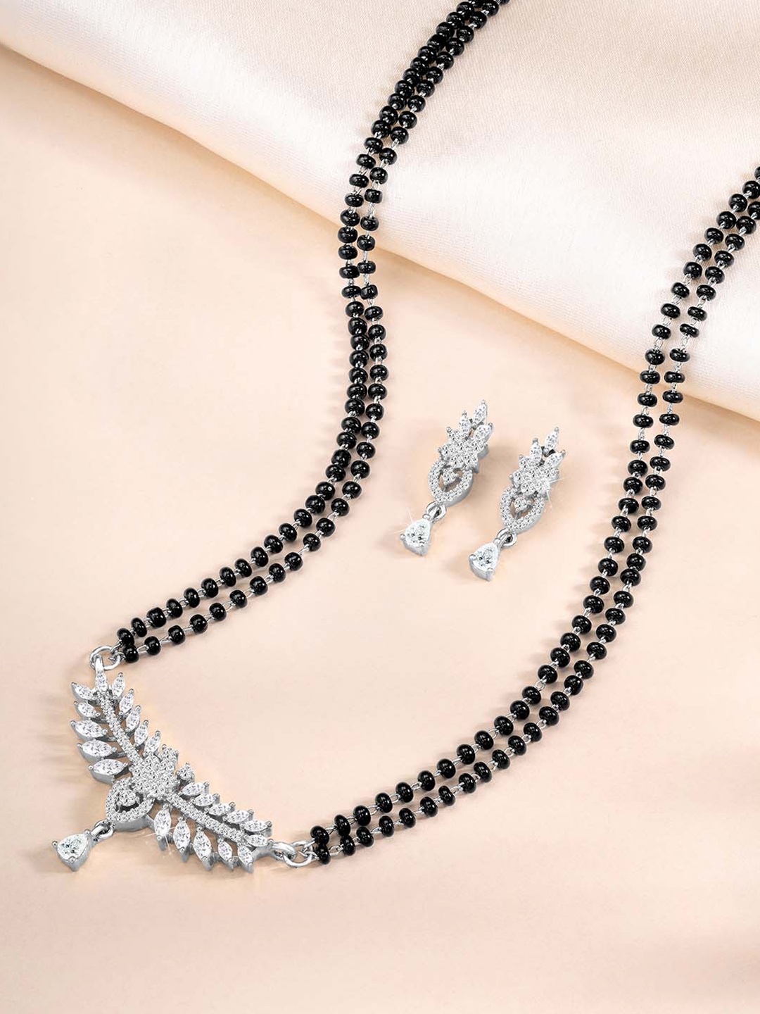 

Peora Silver-Plated Artificial Stones Mangalsutra