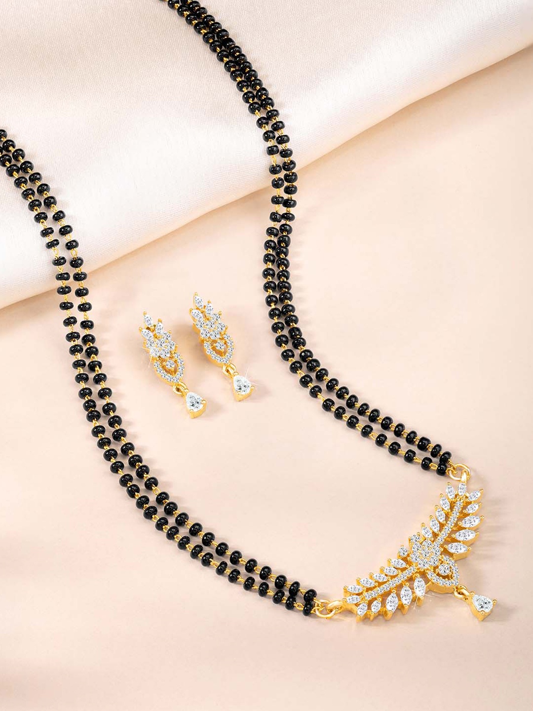 

Peora Gold-Plated Artificial Stones Mangalsutra