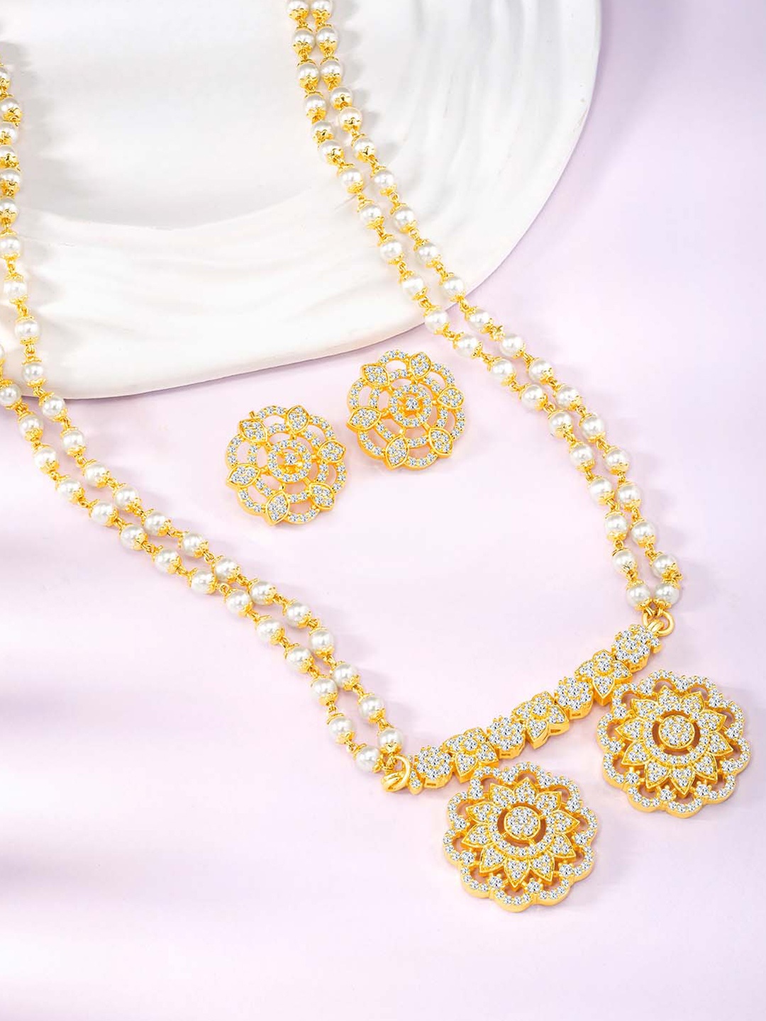 

Peora Gold-Plated Artificial Stones Mangalsutra