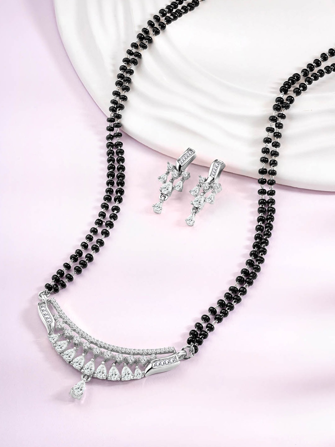 

Peora Silver-Plated Artificial Stones Mangalsutra