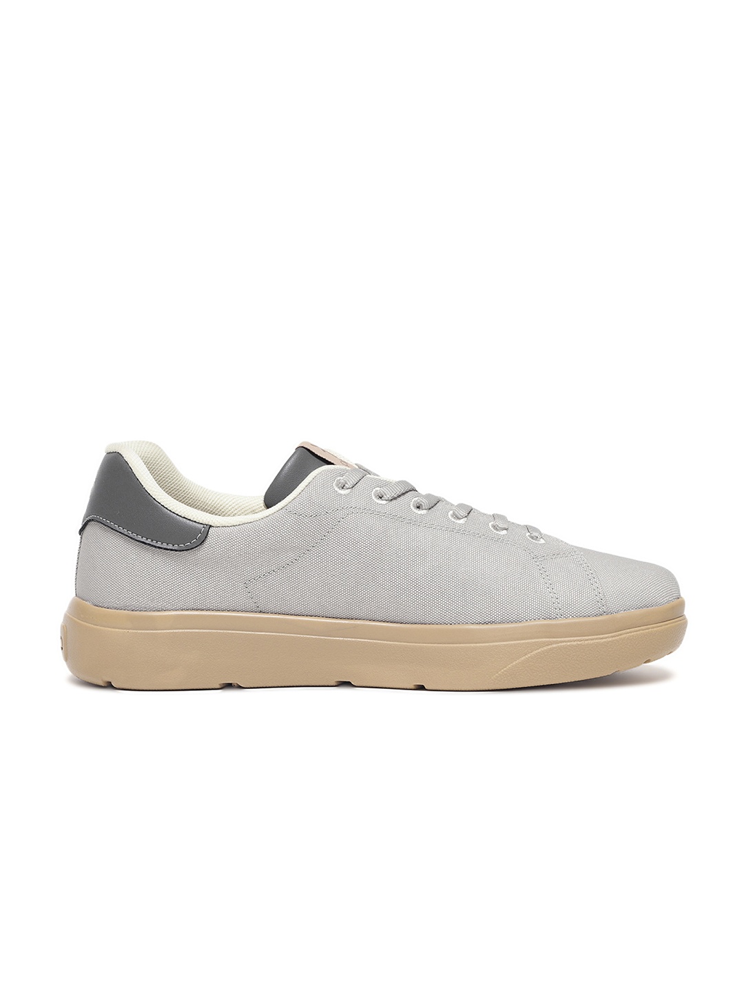 

plaeto Men Sneakers, Grey