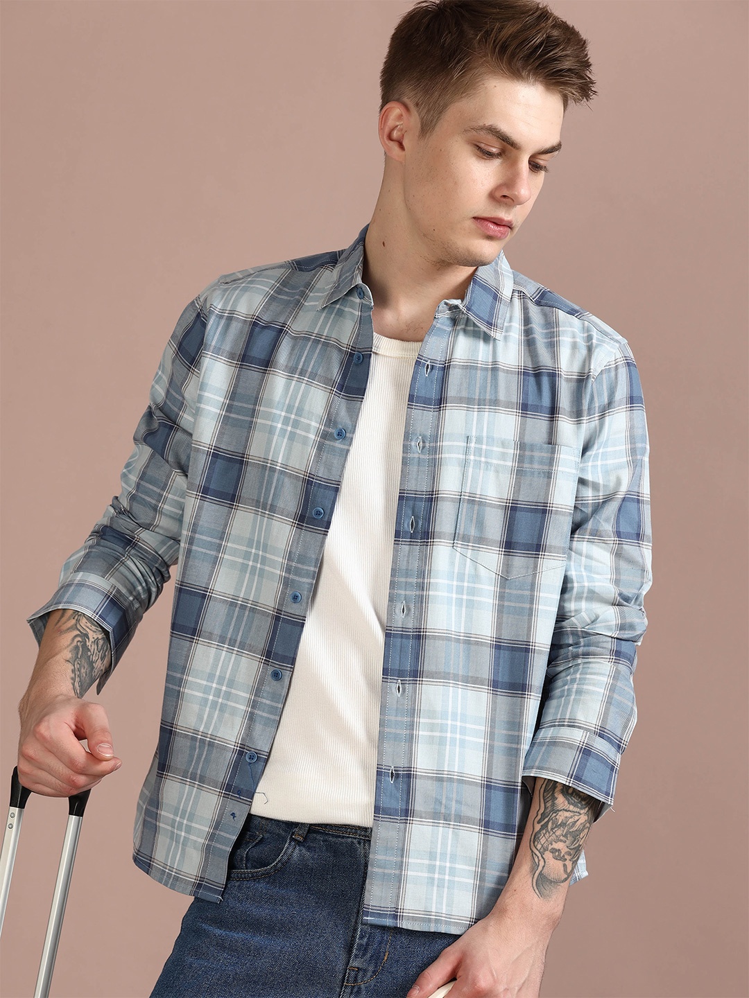 

StitchX Men Full Sleeve Checkered Airport Look Spread Collar Shirt, Blue