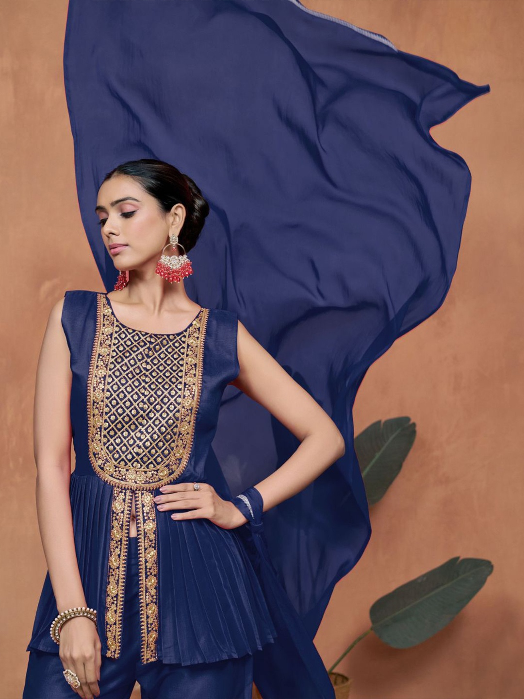 

Sangria Chinnon Embroidered A-line Kurta Palazzo With Dupatta Set, Navy blue