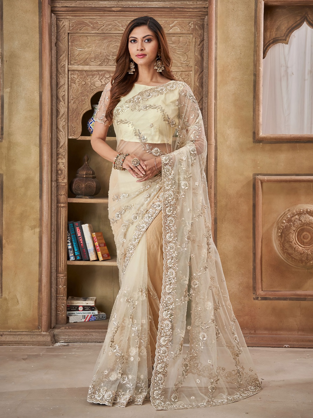 

Arron Creats Embellished Embroidered Net Saree, Gold